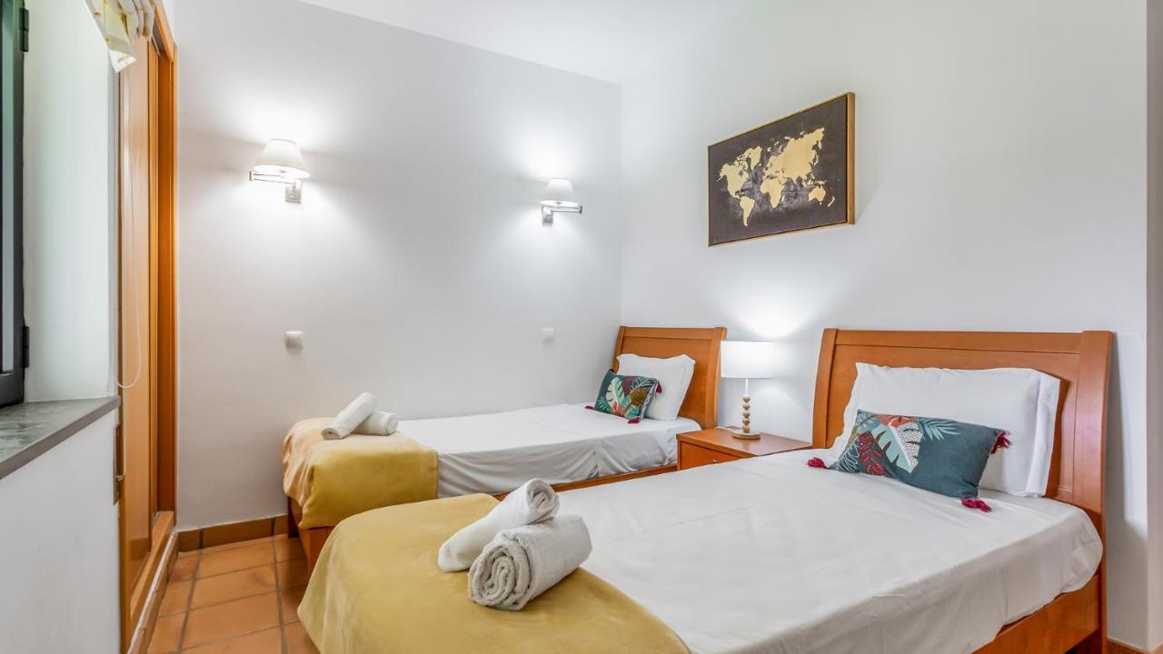 Wonderful Flat W/ Big Patio By Lovelystay ラゴス エクステリア 写真