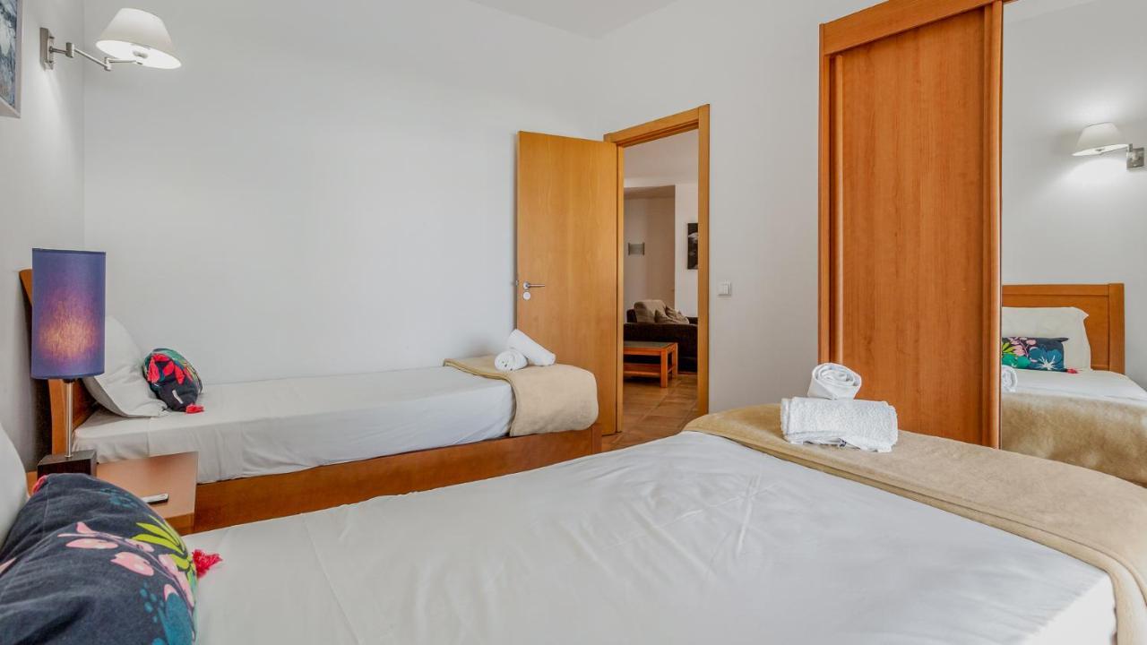 Wonderful Flat W/ Big Patio By Lovelystay ラゴス エクステリア 写真