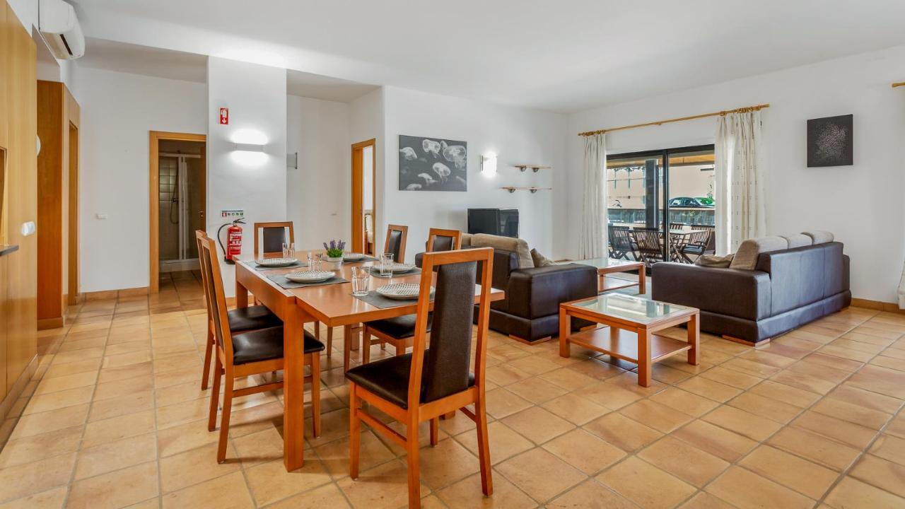 Wonderful Flat W/ Big Patio By Lovelystay ラゴス エクステリア 写真